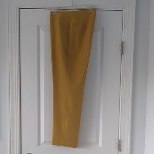 Black Label by Evan-Picone - Gold Colored Slacks/Pants